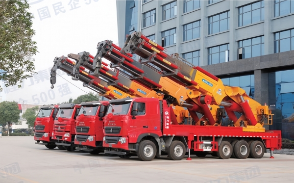 程力重型起重车批量发车