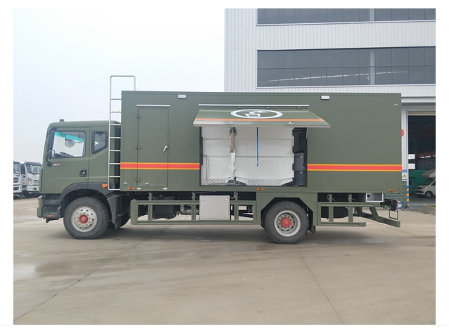 东风多利卡D7移动净水车